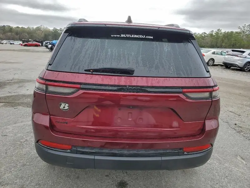 2023 JEEP GRAND CHEROKEE LAREDO  