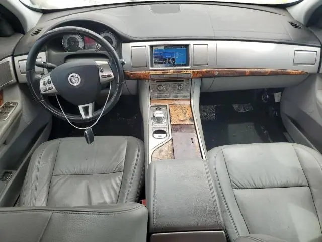 2011 JAGUAR XF   