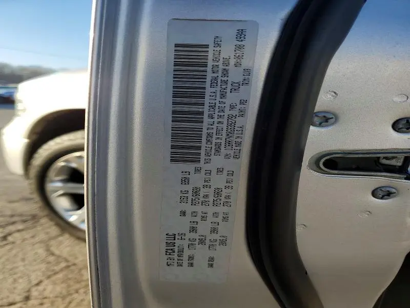 2016 RAM 1500 LARAMIE  