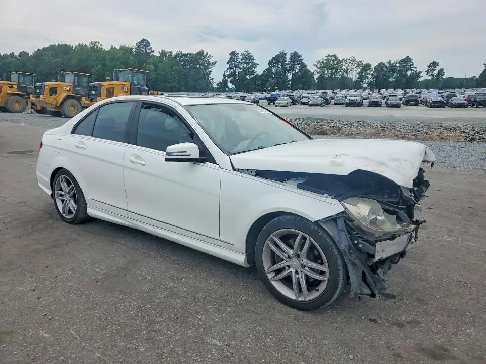 2014 MERCEDES-BENZ C 250  