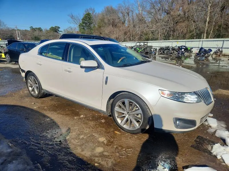 2011 LINCOLN MKS   