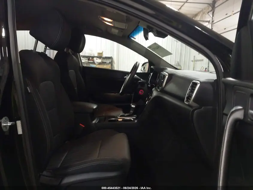2022 KIA SPORTAGE LX