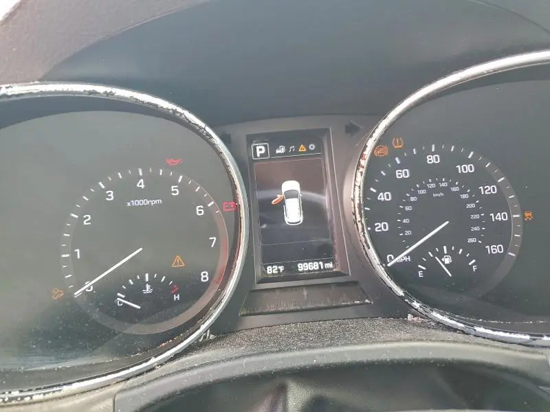 2017 HYUNDAI SANTA FE SE  