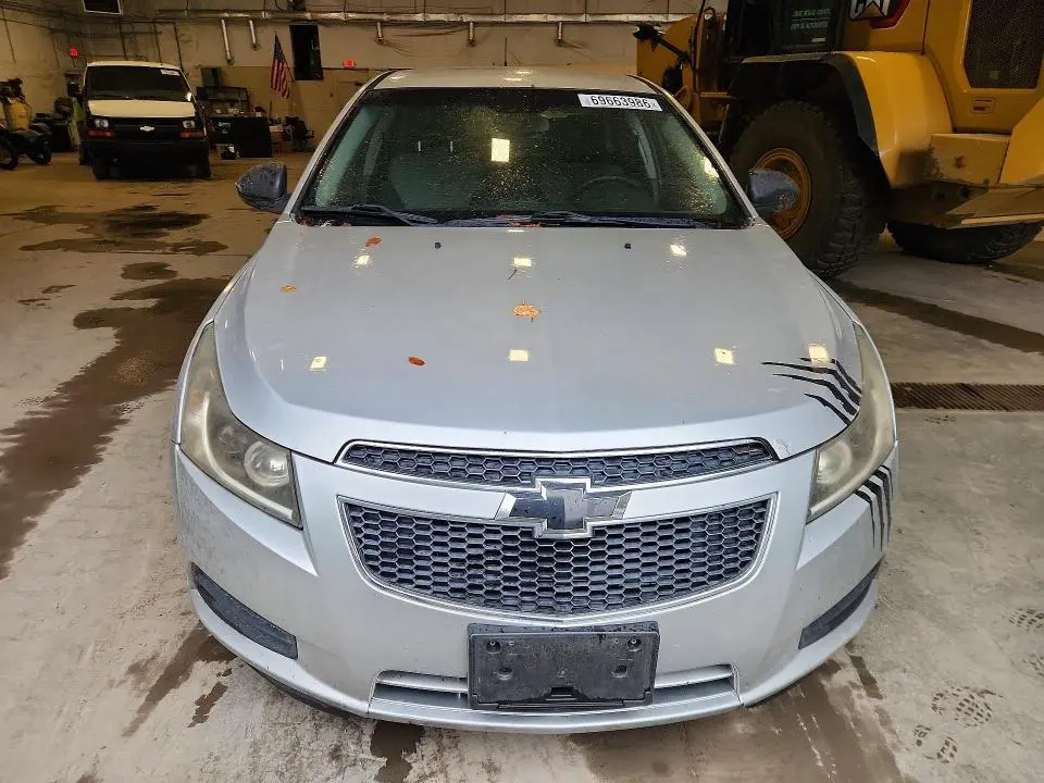 2012 CHEVROLET CRUZE LS  