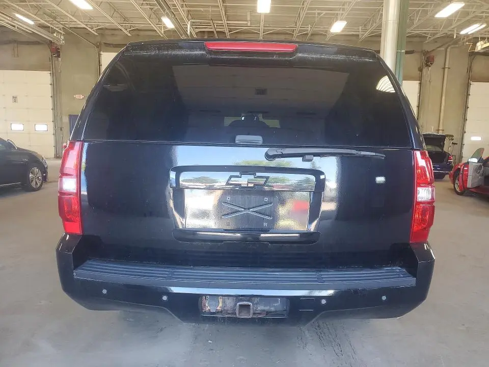 2011 CHEVROLET SUBURBAN K1500 LT  