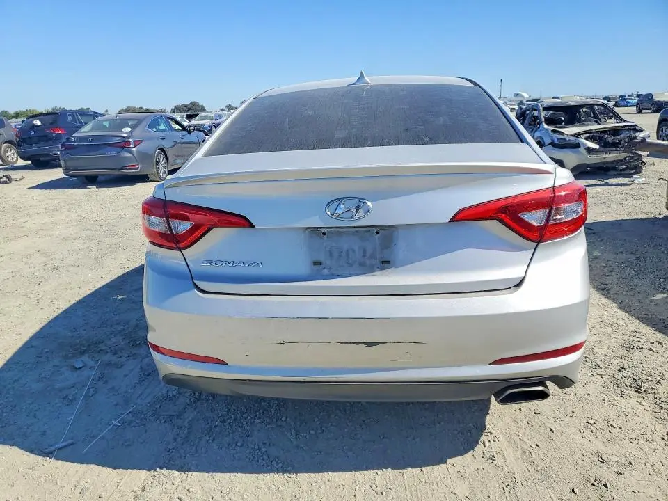 2015 HYUNDAI SONATA SE  