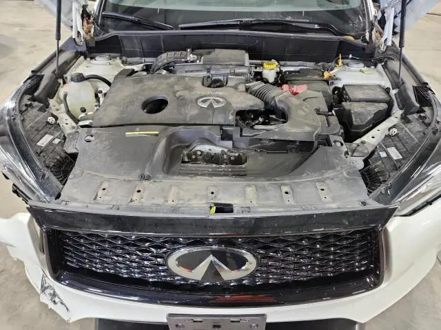 2022 INFINITI QX50 LUXE  