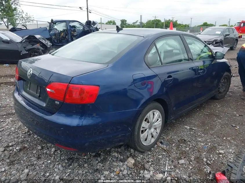 2014 VOLKSWAGEN JETTA 1.8T SE