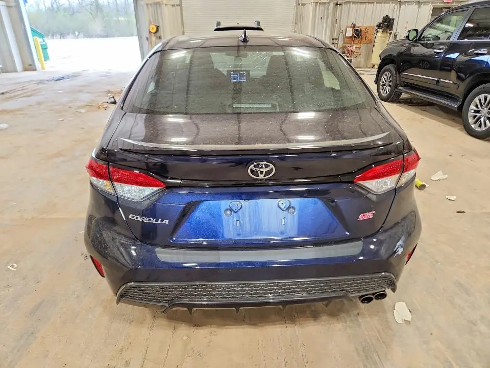 2021 TOYOTA COROLLA SE  