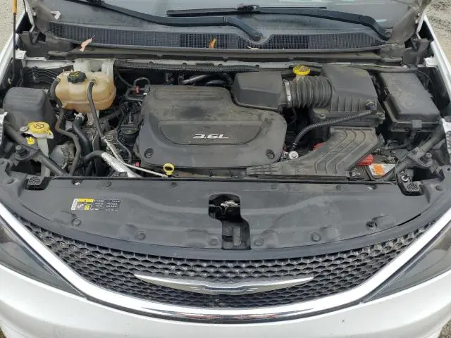 2017 CHRYSLER PACIFICA LX  