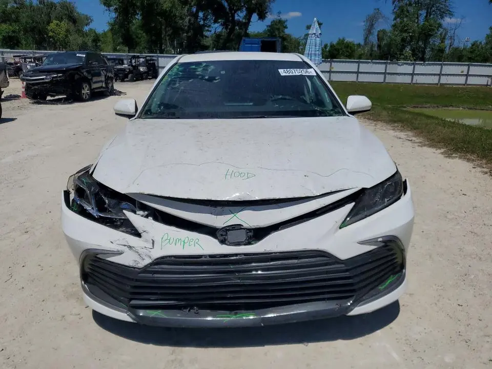 2021 TOYOTA CAMRY LE  