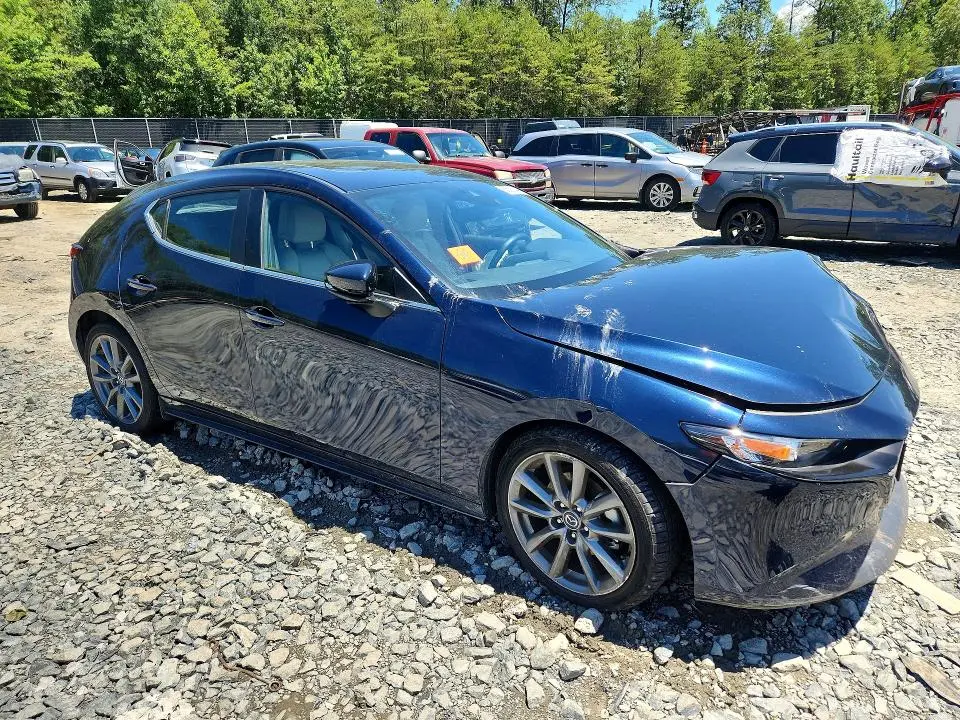 2021 MAZDA 3 PREFERRED  