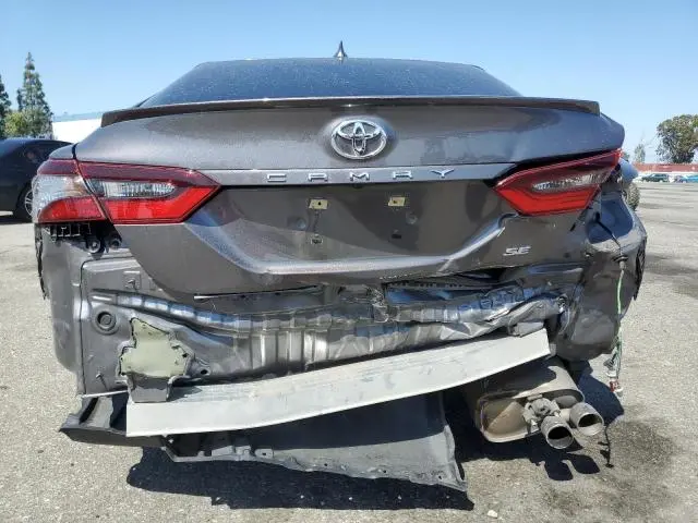 2021 TOYOTA CAMRY SE  
