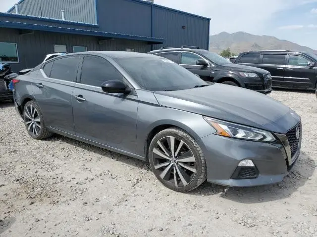 2021 NISSAN ALTIMA SR  