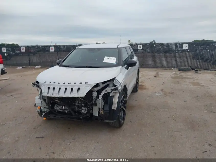 2024 MITSUBISHI OUTLANDER SE 2.5 2WD