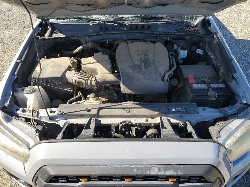 2019 TOYOTA TACOMA SR5 V6  