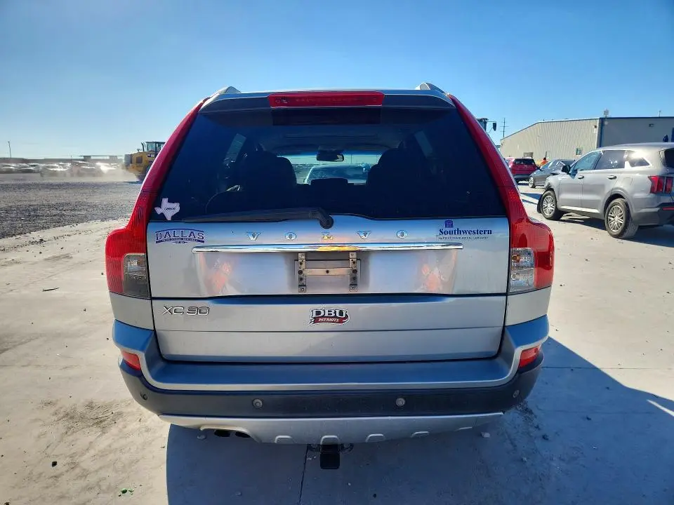 2011 VOLVO XC90 3.2  
