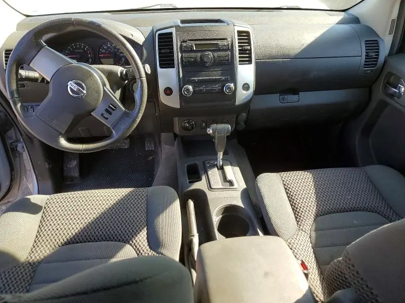 2012 NISSAN FRONTIER SV V6  