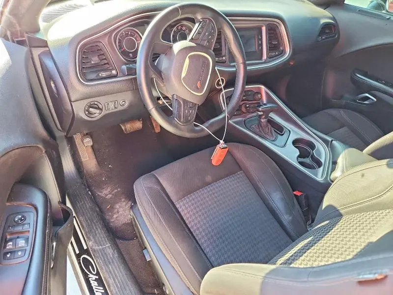 2015 DODGE CHALLENGER SXT  
