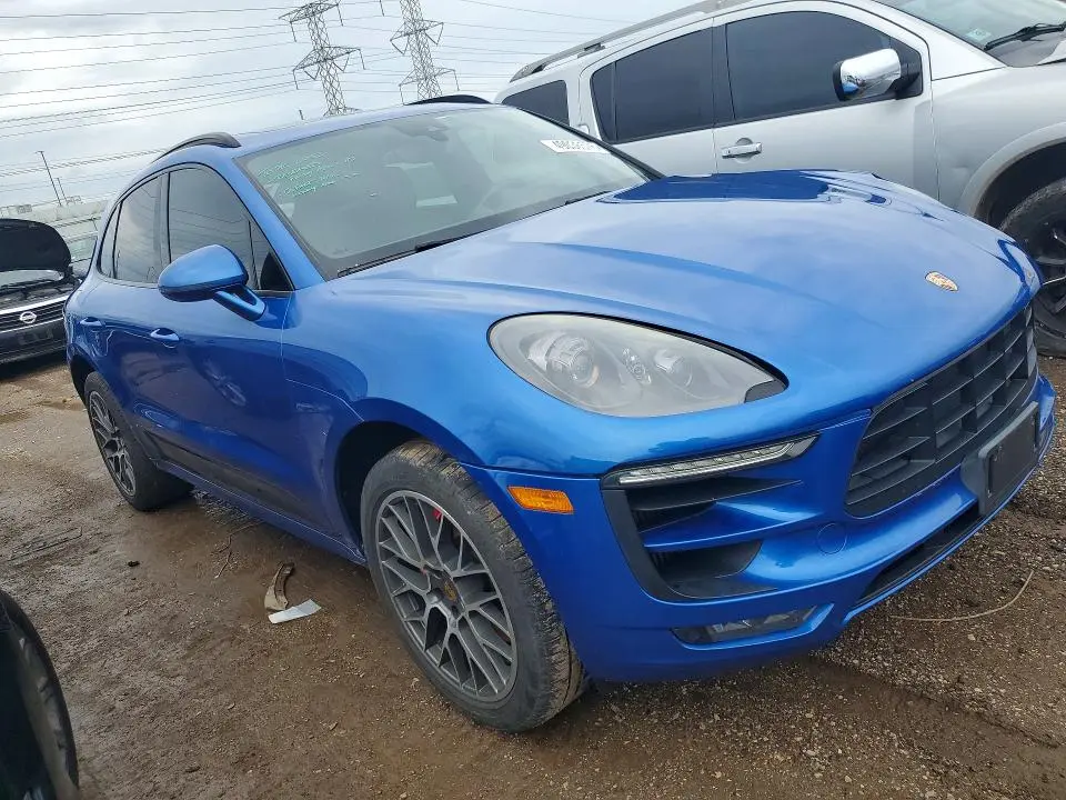 2015 PORSCHE MACAN TURBO  