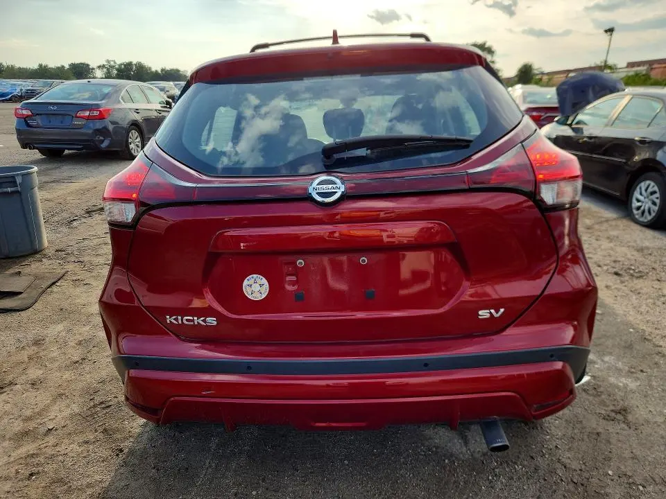 2021 NISSAN KICKS SV  