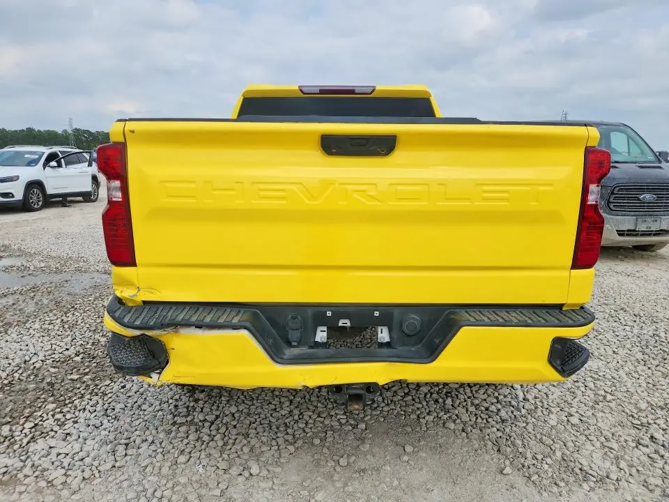 2022 CHEVROLET SILVERADO K1500 CUSTOM  