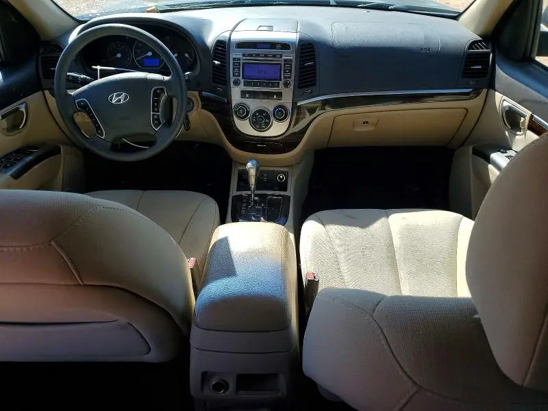 2011 HYUNDAI SANTA FE GLS  