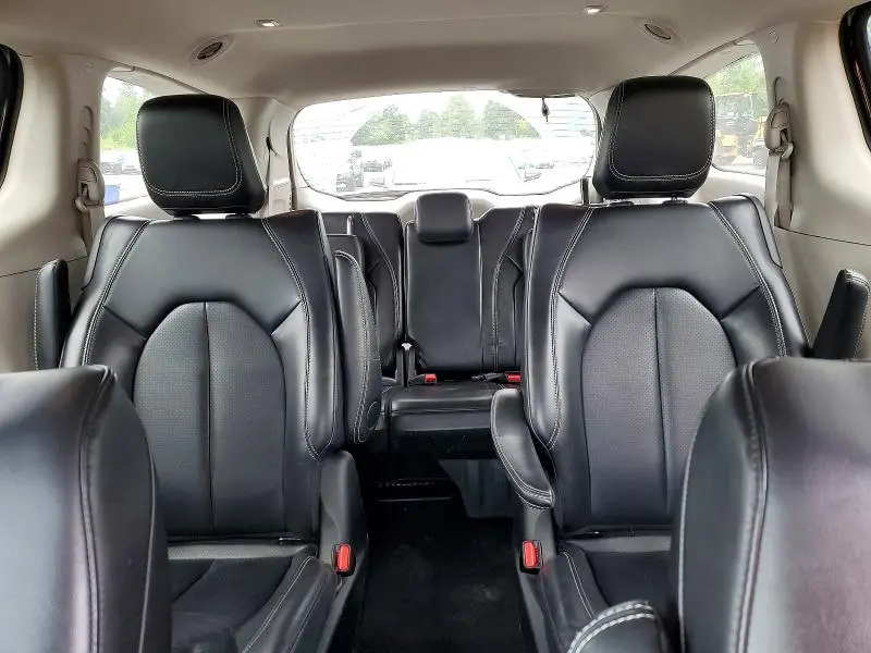 2024 CHRYSLER PACIFICA HYBRID SELECT  