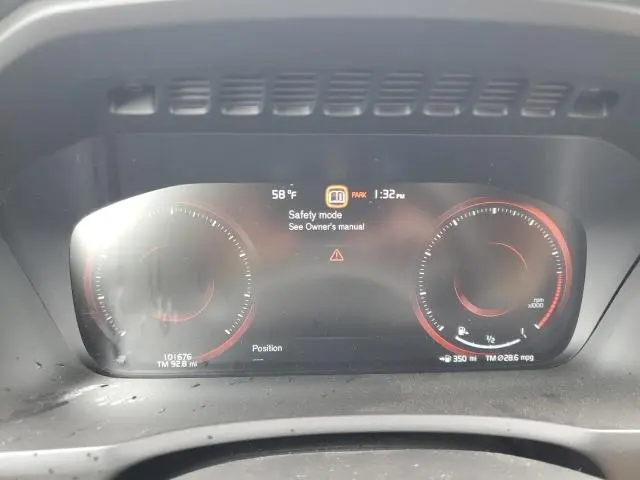 2018 VOLVO XC90 T6  