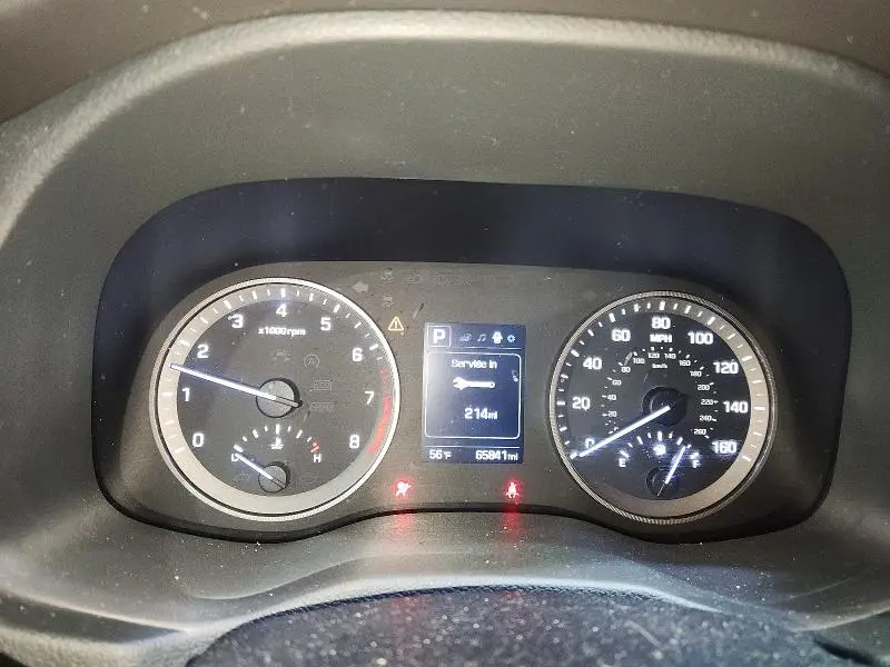 2017 HYUNDAI TUCSON SE  