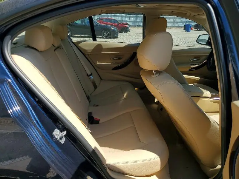 2016 BMW 320 I  