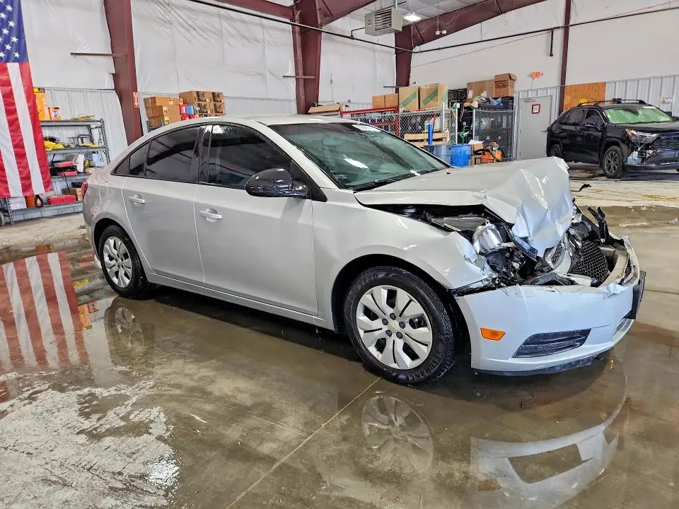 2014 CHEVROLET CRUZE LS  