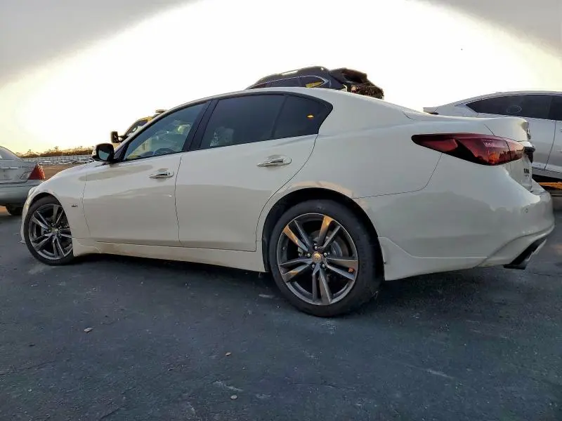 2019 INFINITI Q50 LUXE  