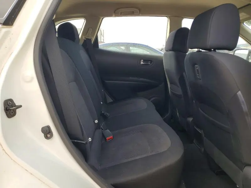 2012 NISSAN ROGUE S  