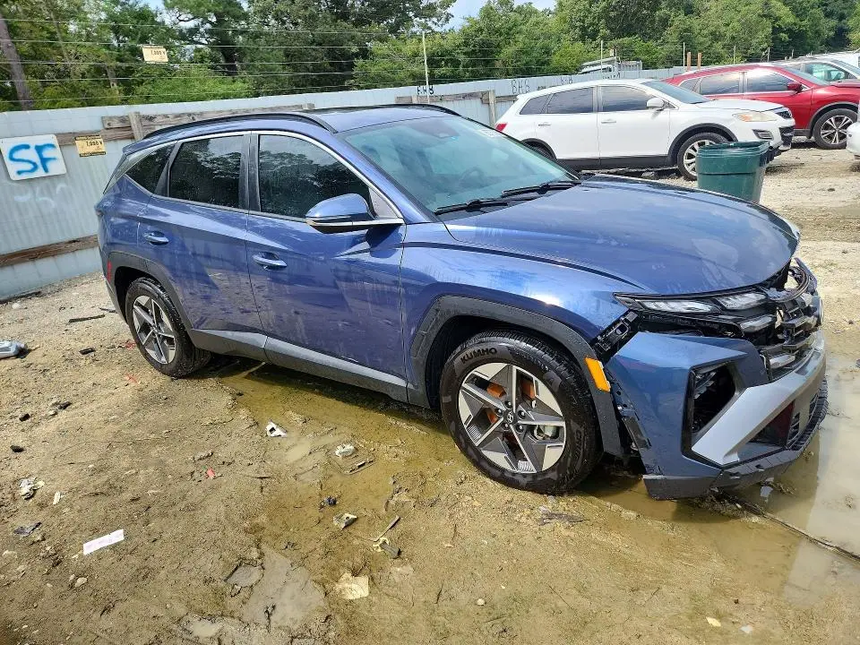 2025 HYUNDAI TUCSON SEL  