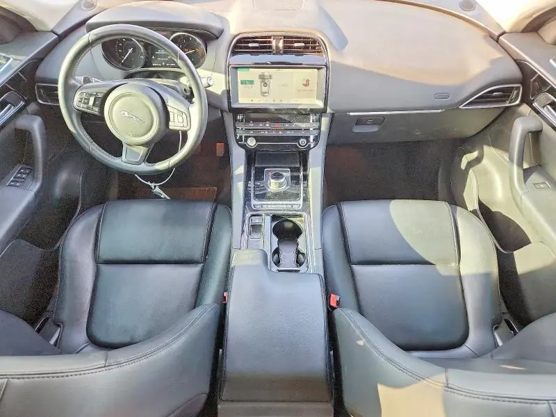 2020 JAGUAR F-PACE PREMIUM  