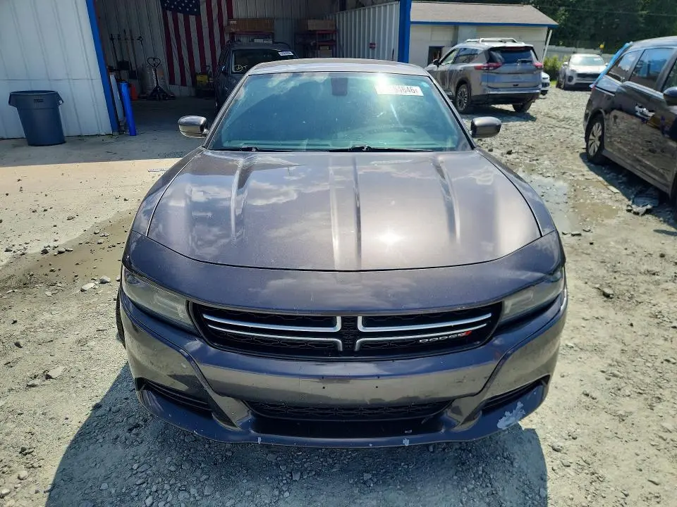 2015 DODGE CHARGER SE  