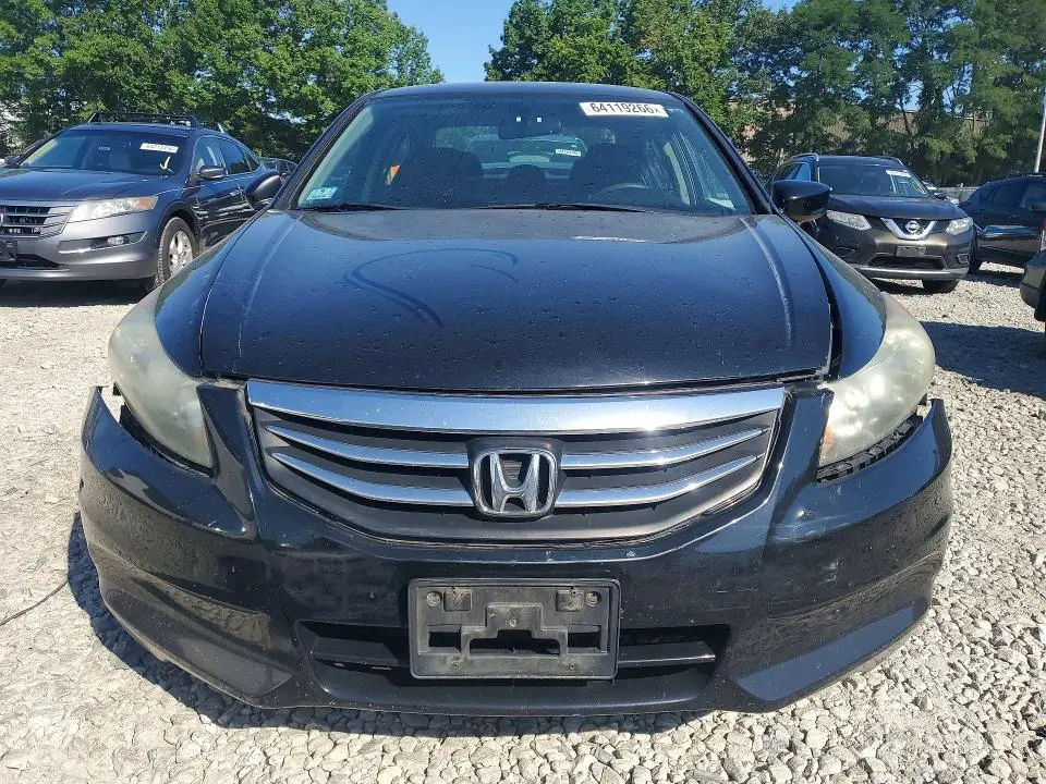 2011 HONDA ACCORD SE  