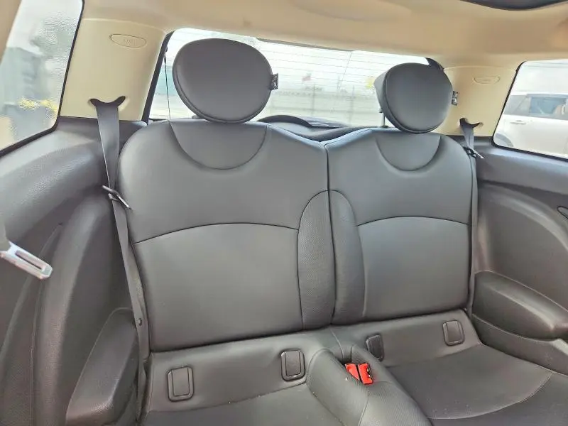 2013 MINI COOPER   