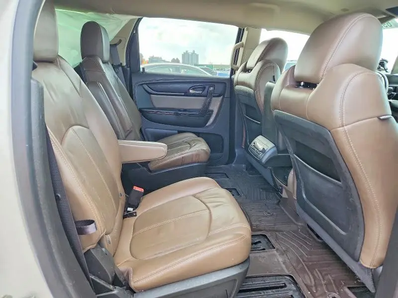 2014 GMC ACADIA SLT-1  