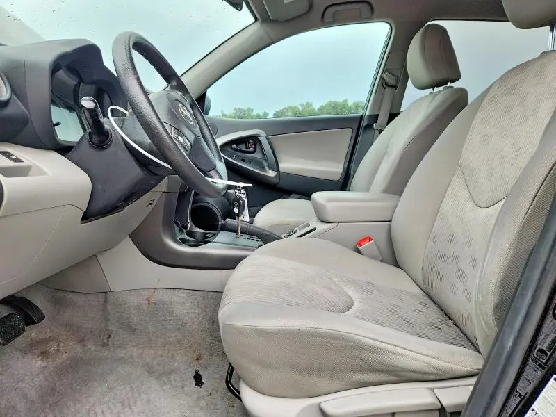 2012 TOYOTA RAV4 BASE  
