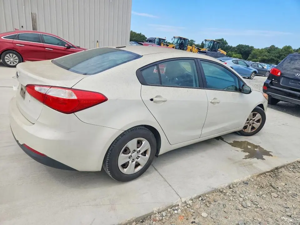 2015 KIA FORTE LX  