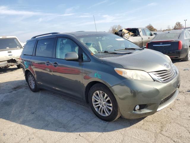 2011 TOYOTA SIENNA XLE