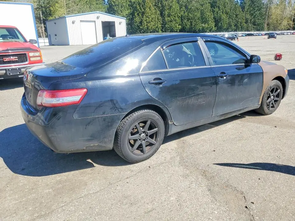 2010 TOYOTA CAMRY LE  