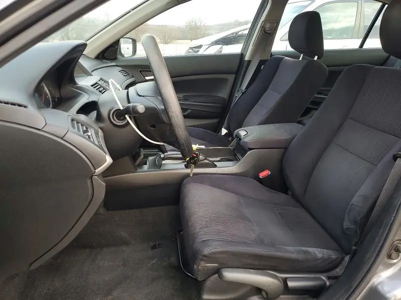 2011 HONDA ACCORD LX  