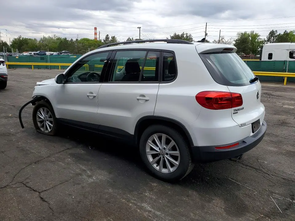 2017 VOLKSWAGEN TIGUAN S  