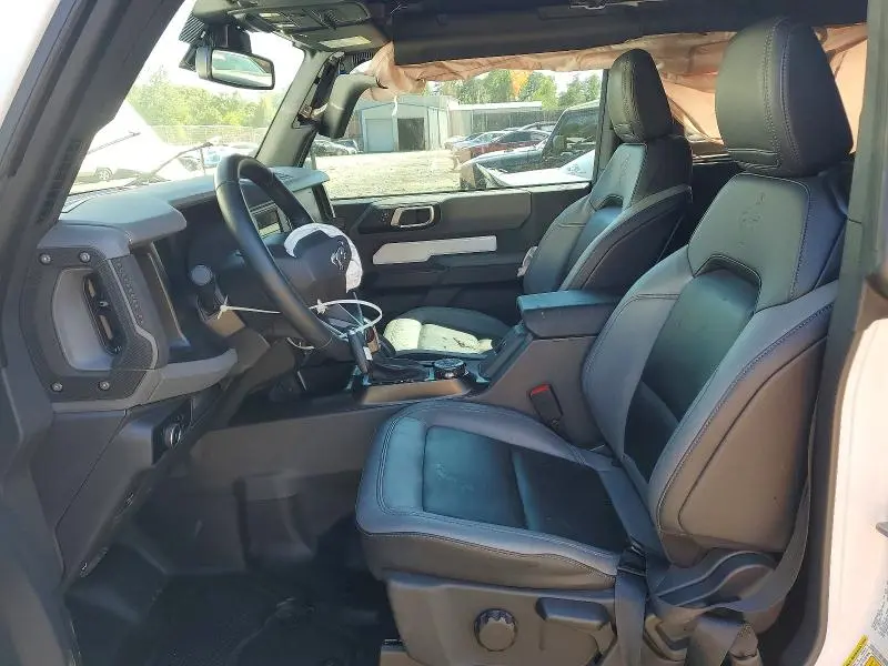 2023 FORD BRONCO BASE  