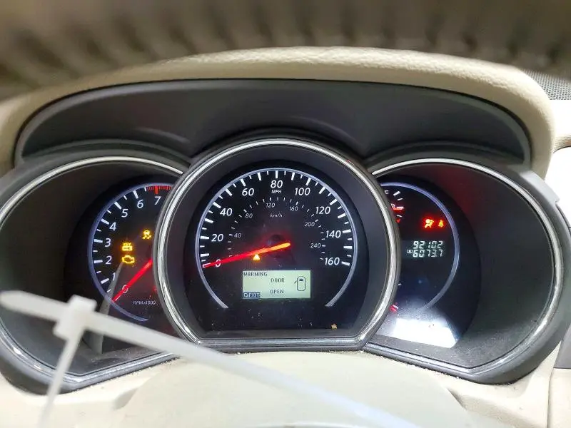 2014 NISSAN MURANO S  