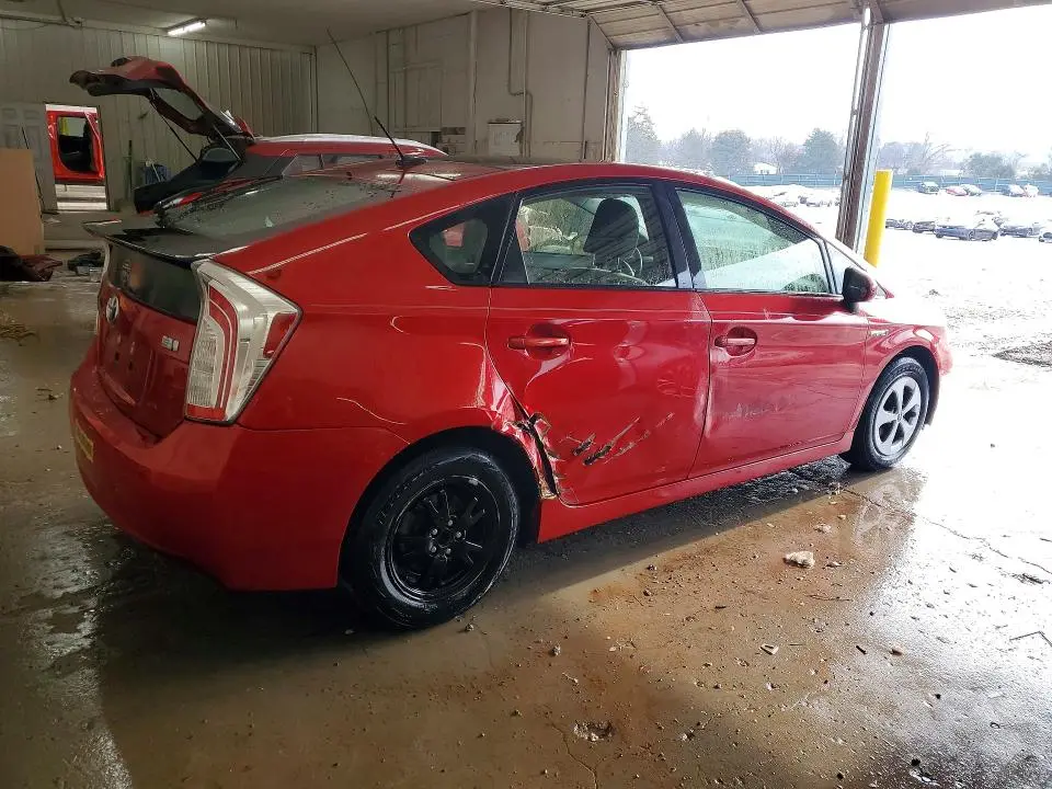 2013 TOYOTA PRIUS THREE  