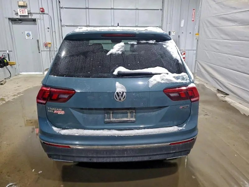 2021 VOLKSWAGEN TIGUAN SE  